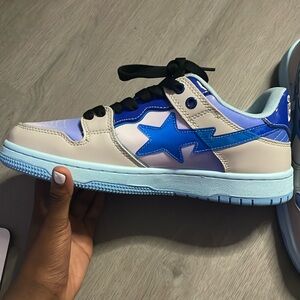 bape sk8 sneakers size 7 men
